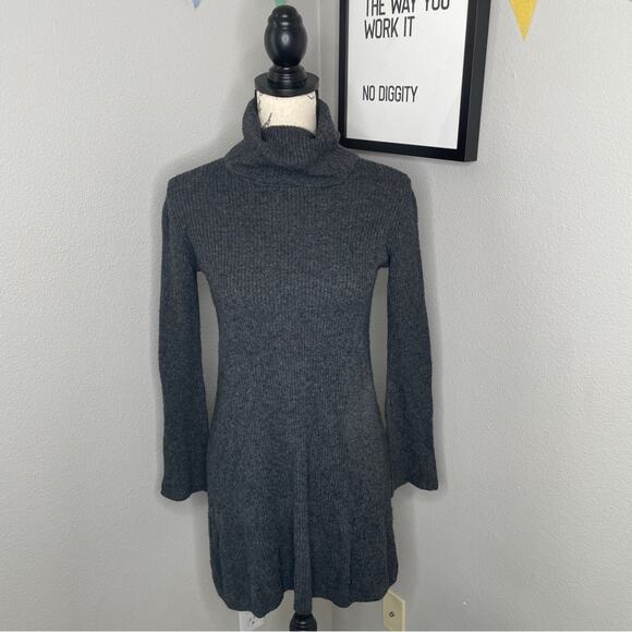 Madewell Bell-sleeve Turtleneck Sweater-Dress Gray | XS - Picture 1 of 7